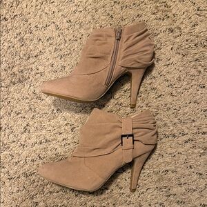 Glaze Tan Heeled Ankle Boots for Women